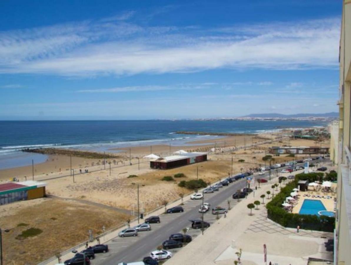 Wonderful Studio Apartment In Front Of The Beach Costa da Caparica Exterior photo